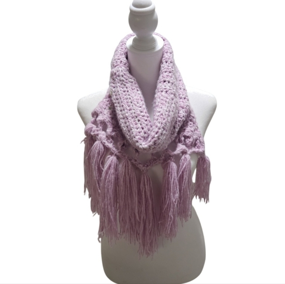 Hand Crafted Crochet 2-piece Set Fringe Scarf & Winter beanie Purple chunky knit - Picture 7 of 17